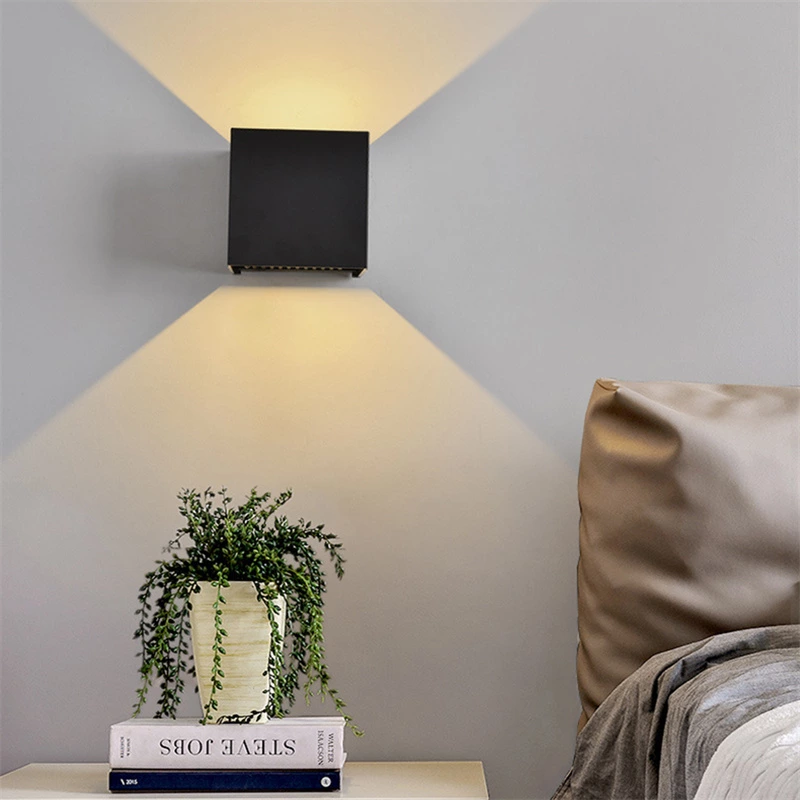 Modern Simple Style LED Wall Lamp 10x10x8cm WL10108